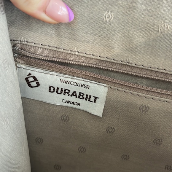 Vintage handbag, made in Canada - Picture 5 of 7